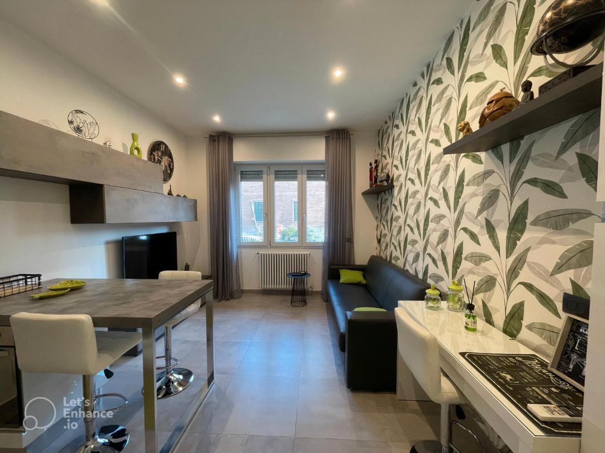 R39 Modern Apartment With Private Parking ミラノ エクステリア 写真